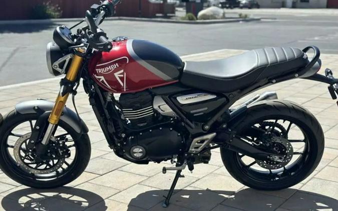 2024 Triumph Speed 400 Carnival Red / Phantom Black