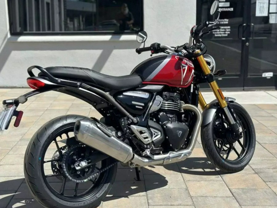 2024 Triumph Speed 400 Carnival Red / Phantom Black