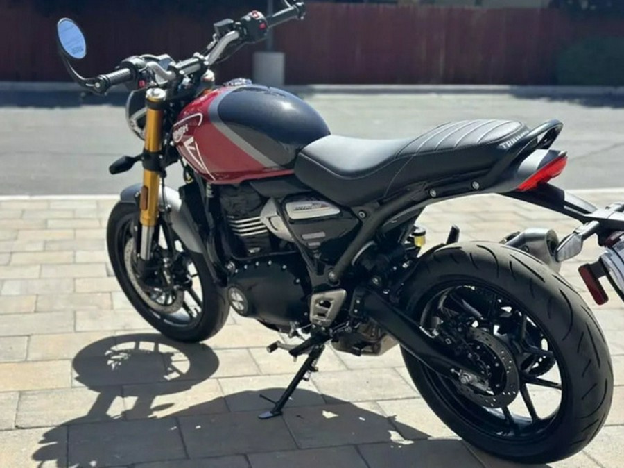 2024 Triumph Speed 400 Carnival Red / Phantom Black