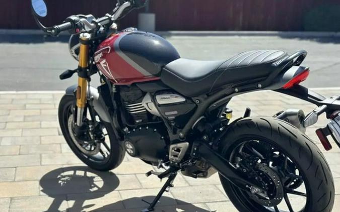 2024 Triumph Speed 400 Carnival Red / Phantom Black