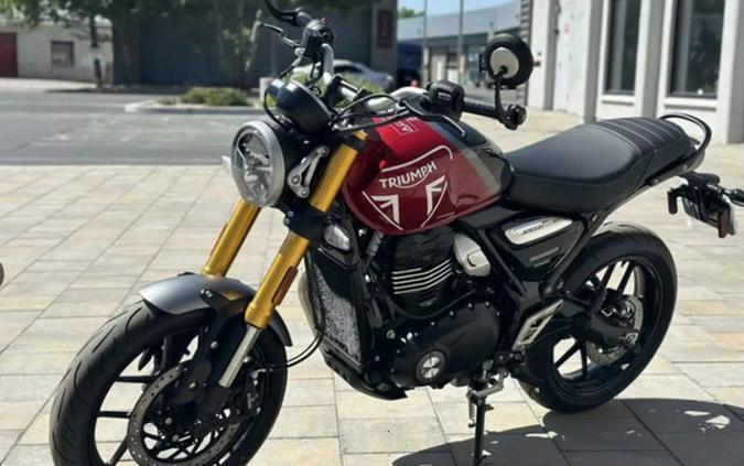 2024 Triumph Speed 400 Carnival Red / Phantom Black