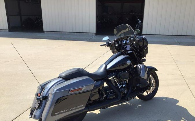 2021 FLHXS Street Glide® Special