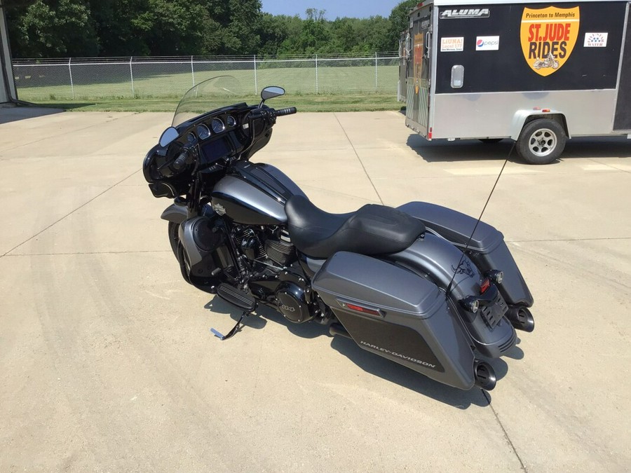 2021 FLHXS Street Glide® Special