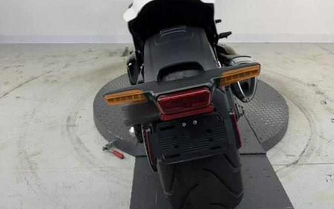 2019 Harley-Davidson® FXDRS - FXDR™ 114