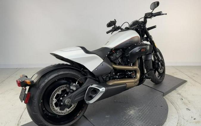 2019 Harley-Davidson® FXDRS - FXDR™ 114
