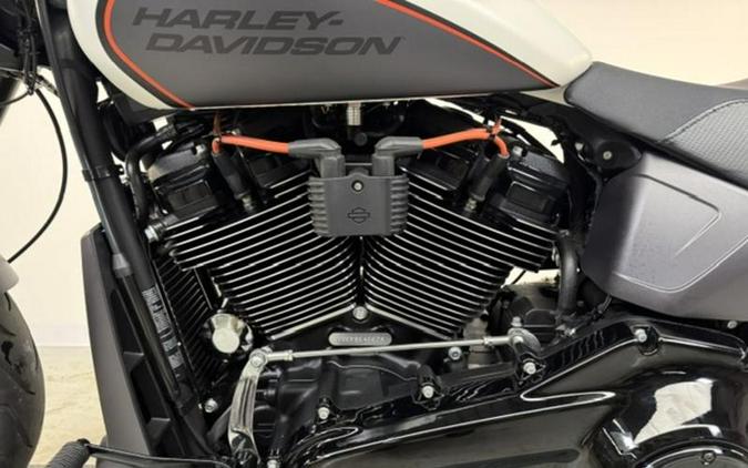2019 Harley-Davidson® FXDRS - FXDR™ 114