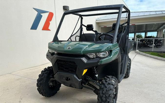 2024 Can-Am™ Defender DPS HD10