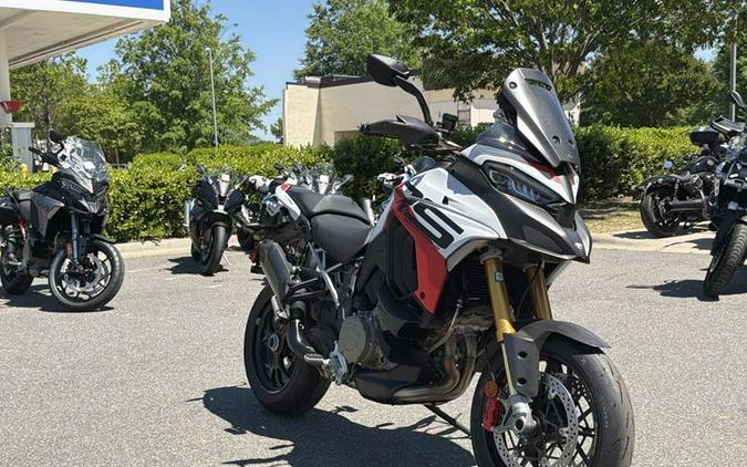 2025 Ducati Multistrada V4 RS