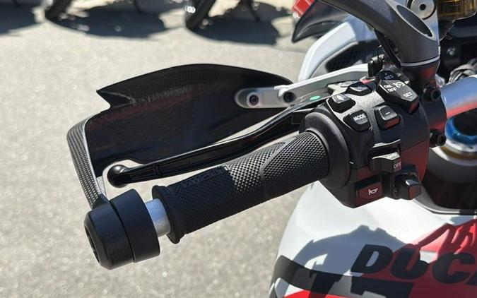 2025 Ducati Multistrada V4 RS