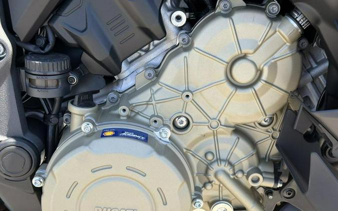 2025 Ducati Multistrada V4 RS