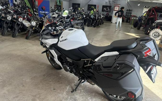 2026 Suzuki GSX-S1000GT+