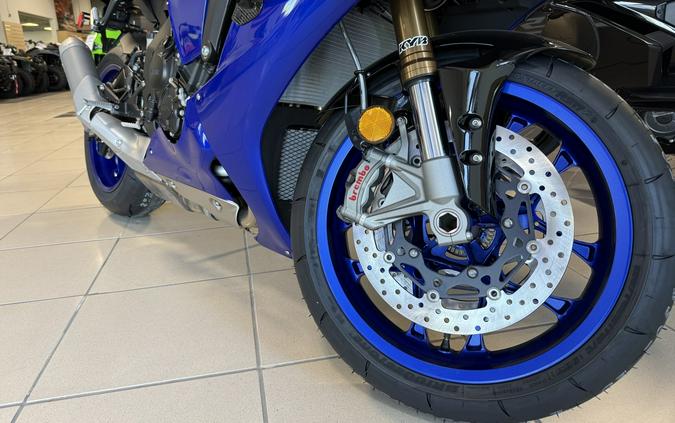 2026 Yamaha YZF-R1 CA