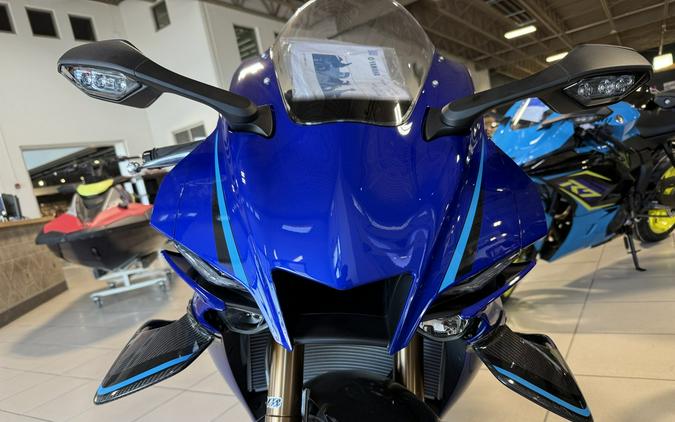 2026 Yamaha YZF-R1 CA