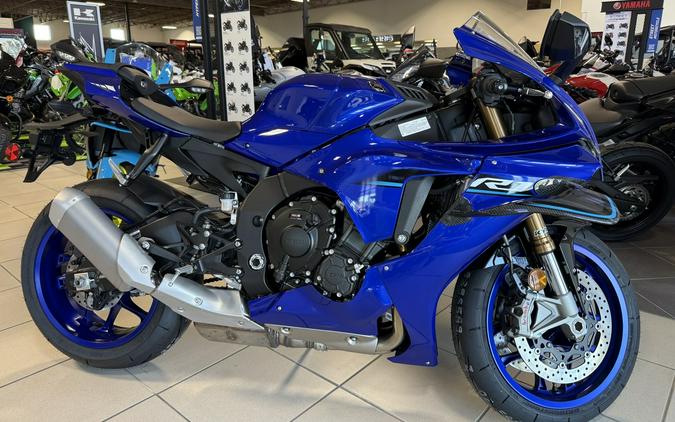 2026 Yamaha YZF-R1 CA