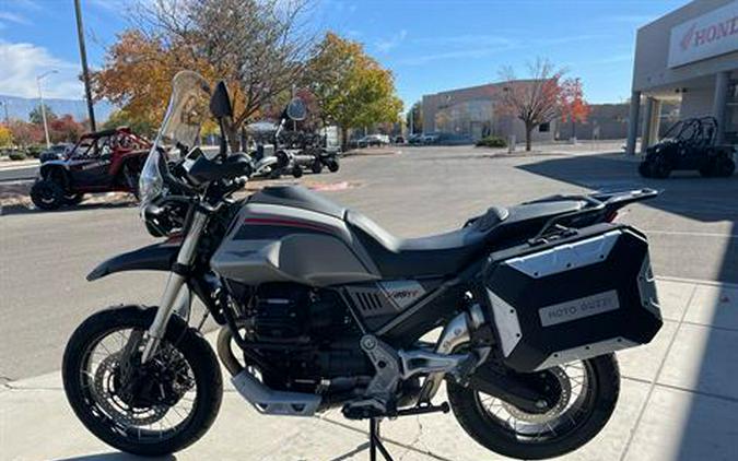 2023 Moto Guzzi V85 TT Travel