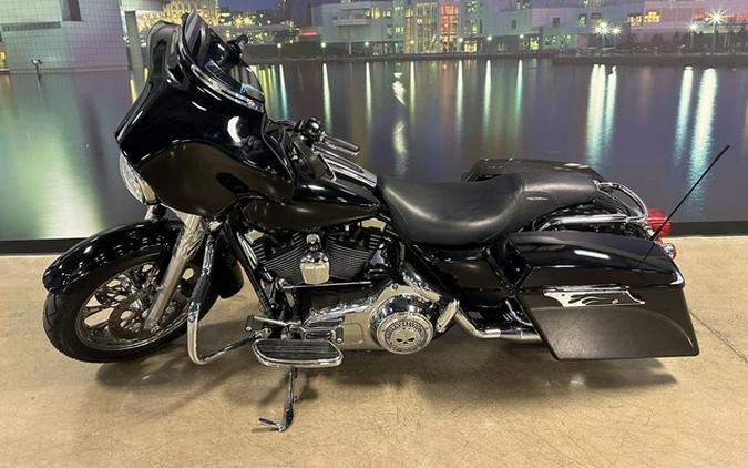 2007 Harley-Davidson Touring FLHX - Street Glide