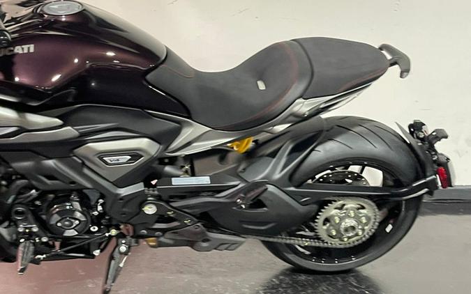 2026 Ducati XDiavel V4 Black Lava