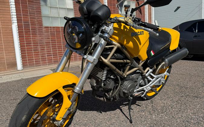 2000 Ducati Monster900