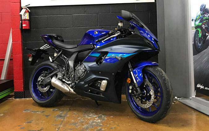 2024 YAMAHA YZF-R7