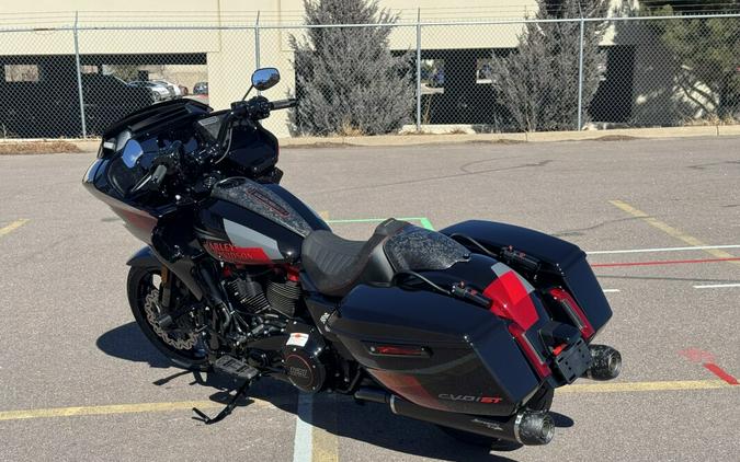 2025 Harley-Davidson® CVO™ Road Glide® ST