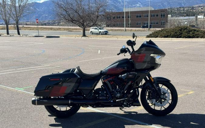 2025 Harley-Davidson® CVO™ Road Glide® ST