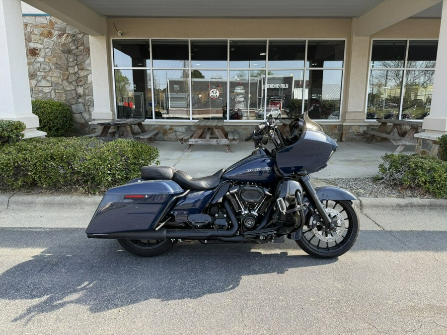 FLTRXS 2019 Road Glide® Special