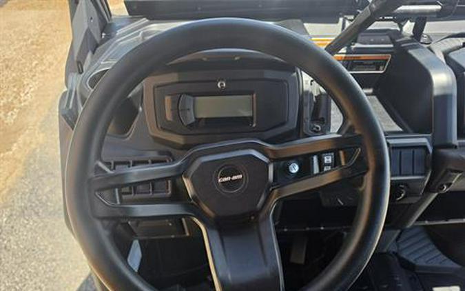 2025 Can-Am Defender MAX XT HD10