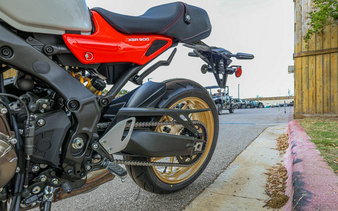 2026 YAMAHA XSR900
