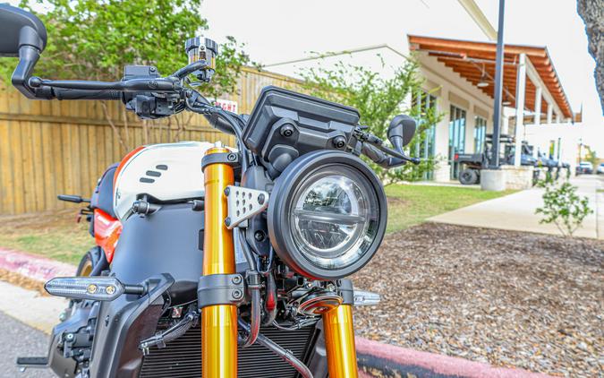 2026 YAMAHA XSR900