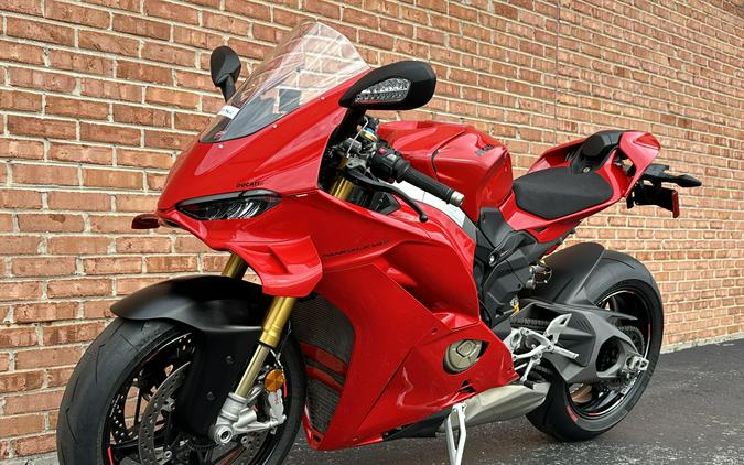 2025 Ducati Panigale V4 S