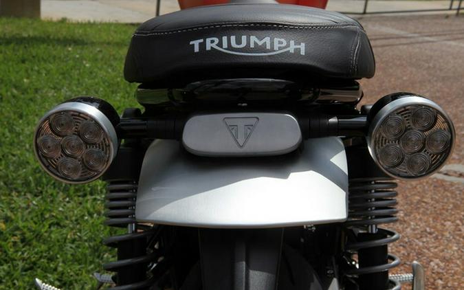 2023 Triumph Speed Twin 1200 Matte Baja Orange