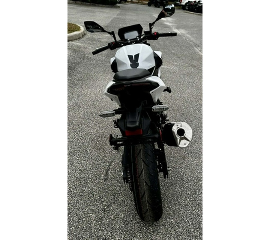 2026 Kawasaki Z500 SE ABS