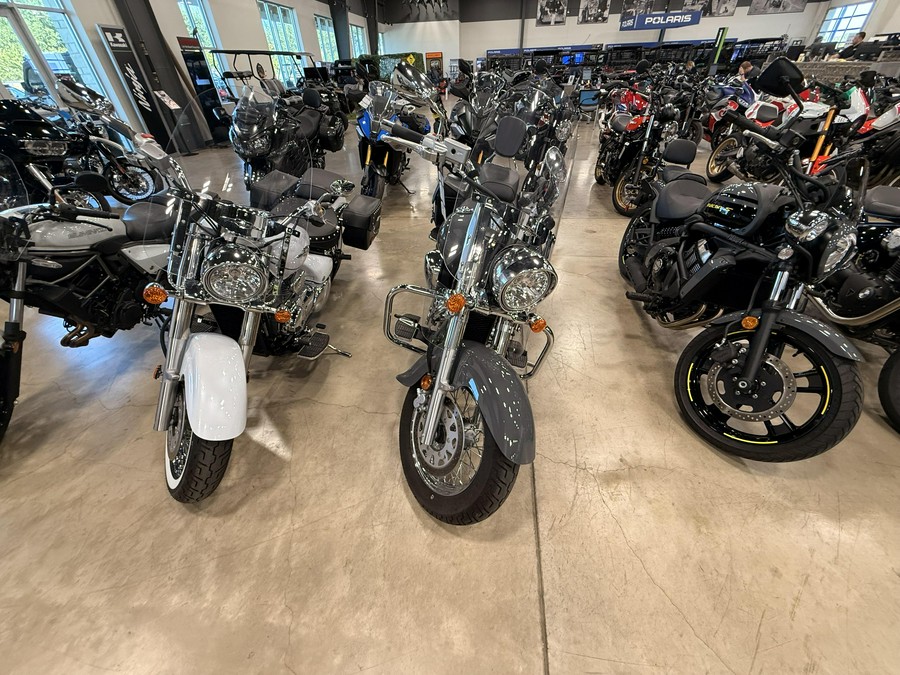2025 SUZUKI BOULEVARD C50
