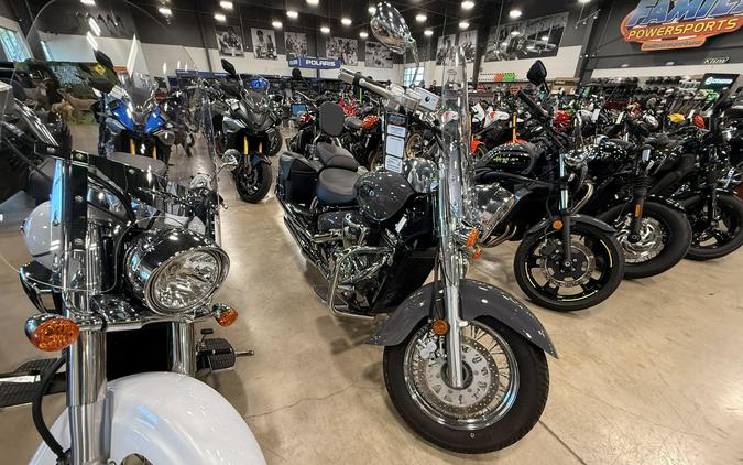 2025 SUZUKI BOULEVARD C50