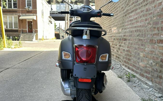 2021 Vespa GTS 300 Super Sport