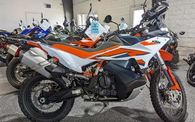 2023 KTM 890 Adventure R First Look [7 Fast Facts + 16 Photos]