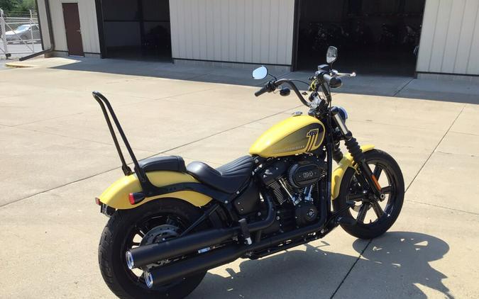 2023 FXBBS Street Bob® 114