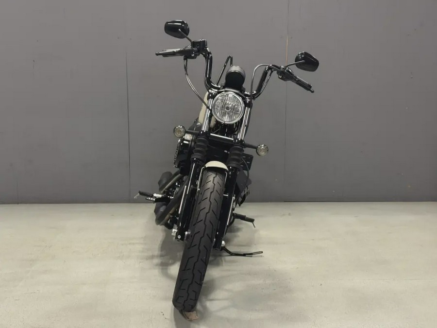 XL 883N 2022 Iron 883