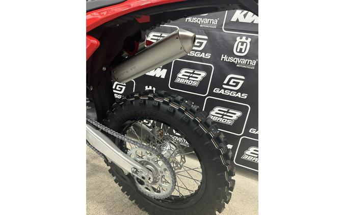 2027 GASGAS EC 300