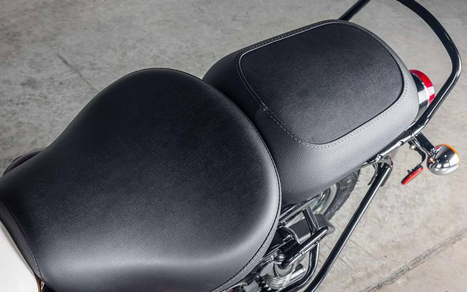 2027 Royal Enfield CLASSIC 350 - VV300215