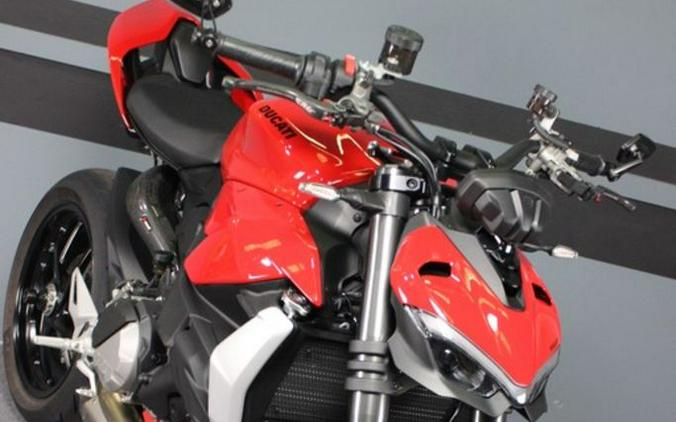 2022 Ducati Streetfighter V2