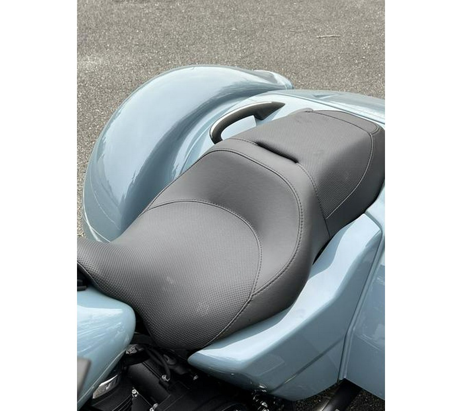 2024 Harley-Davidson® FLTRT - Road Glide® 3