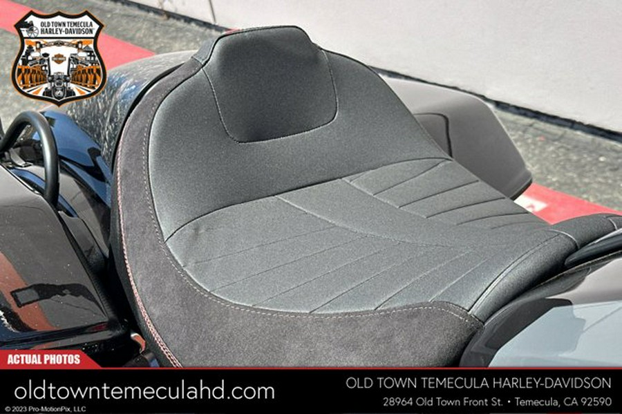 2025 Harley-Davidson FLTRXSTSE