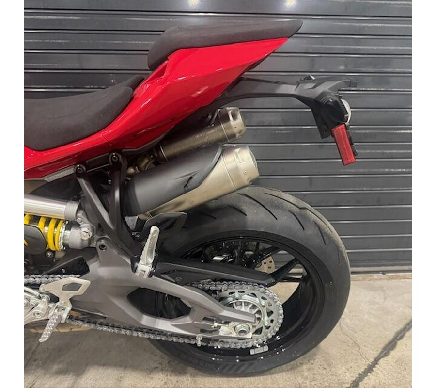 2026 Ducati PANIGALE V2