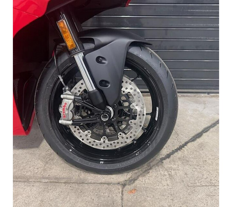 2026 Ducati PANIGALE V2