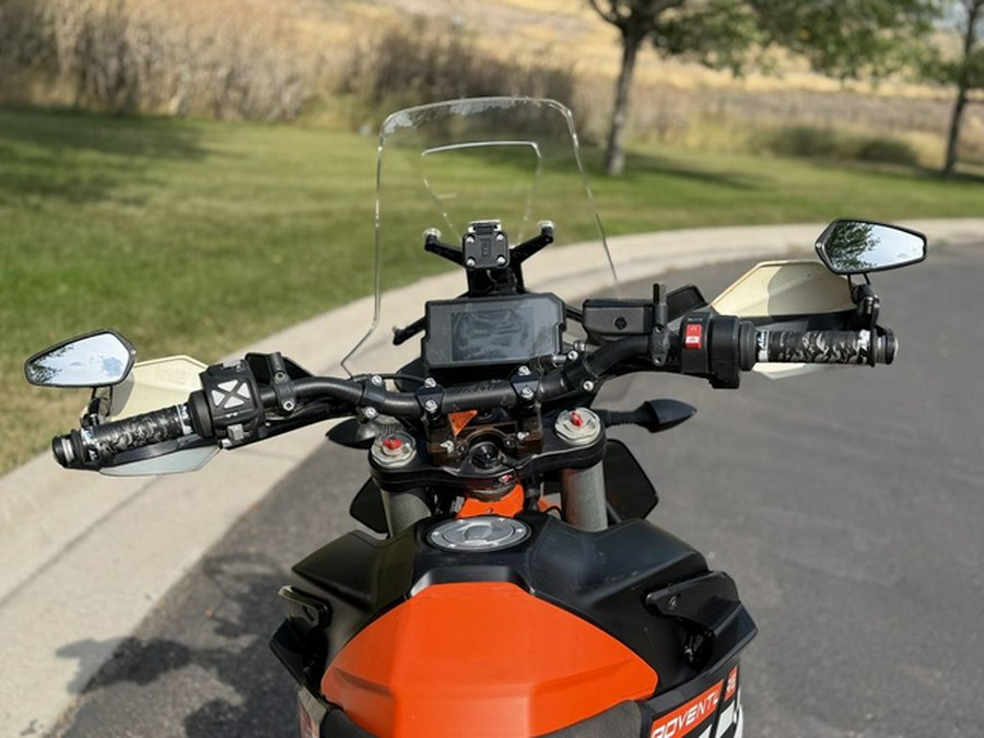 2021 KTM Adventure 890 R