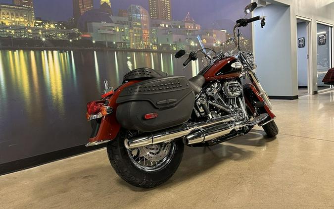 2024 Harley-Davidson Softail FLHCS - Heritage Classic