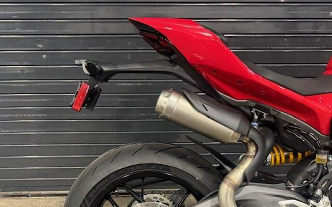 2026 Ducati STREETFIGHTER V2S