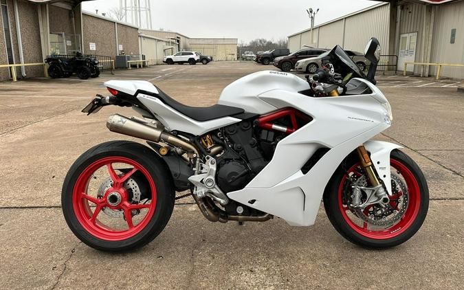 2020 Ducati SuperSport S Touring Review | Filling the Gap