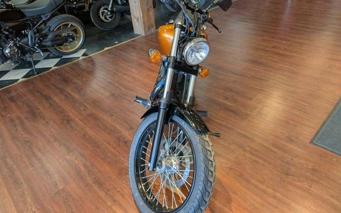 2017 Suzuki Boulevard S40
